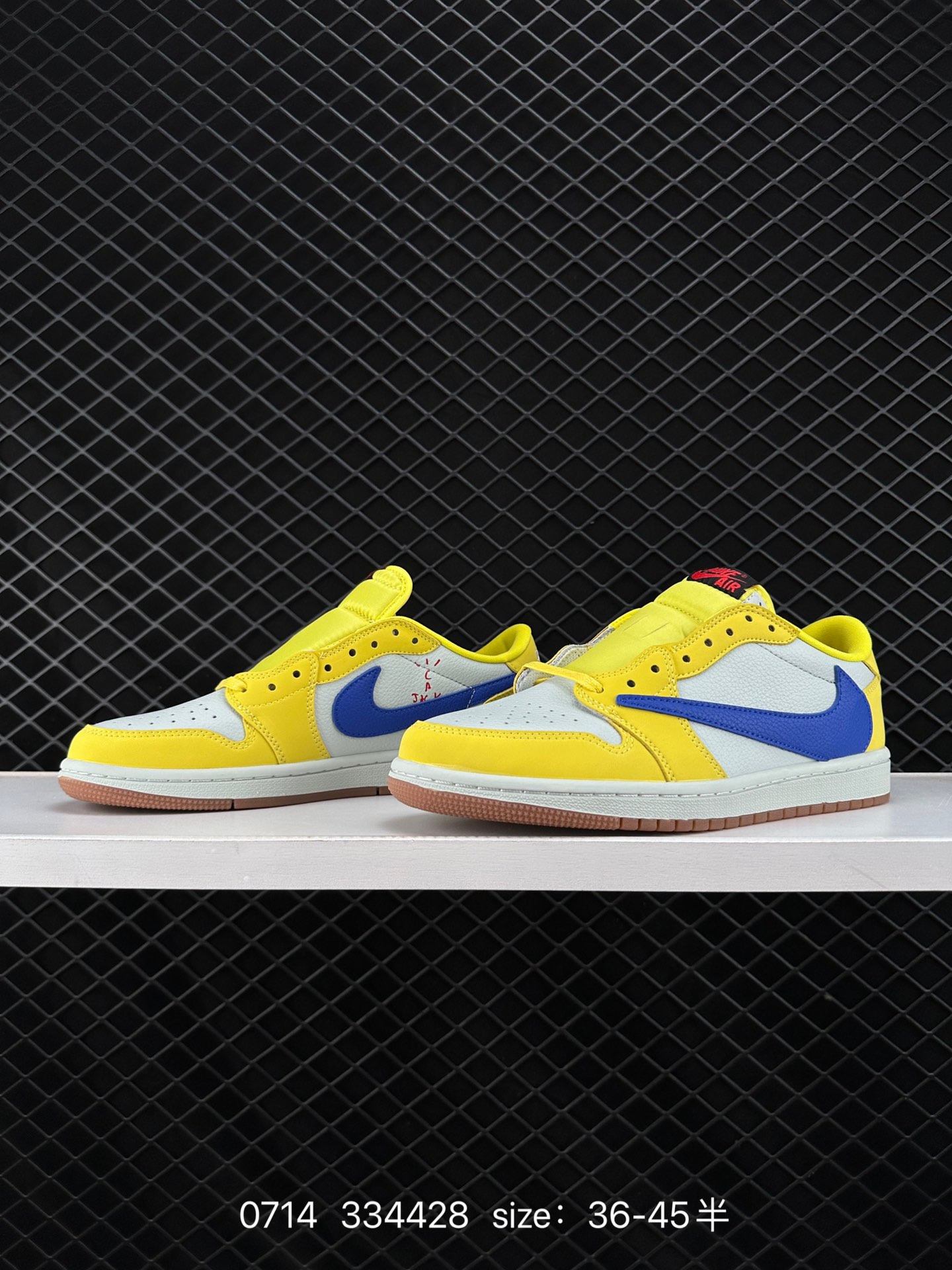 Travis Scott x Air Jordan 1 Low 